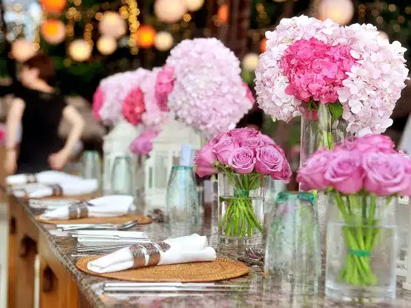 5 Creative Ways to Incorporate Birthday Flowers into Your Party Decor