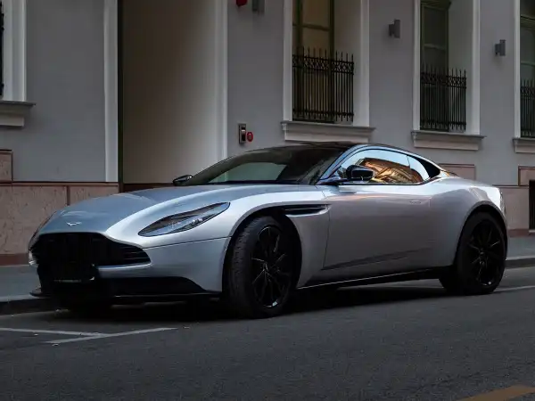 Aston Martin Gifts